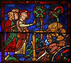 St. Martin laat een boom vallen op de heidenen die de boom aanbaden, scène uit het leven van St. Martin, kathedraal van Chartres door French School